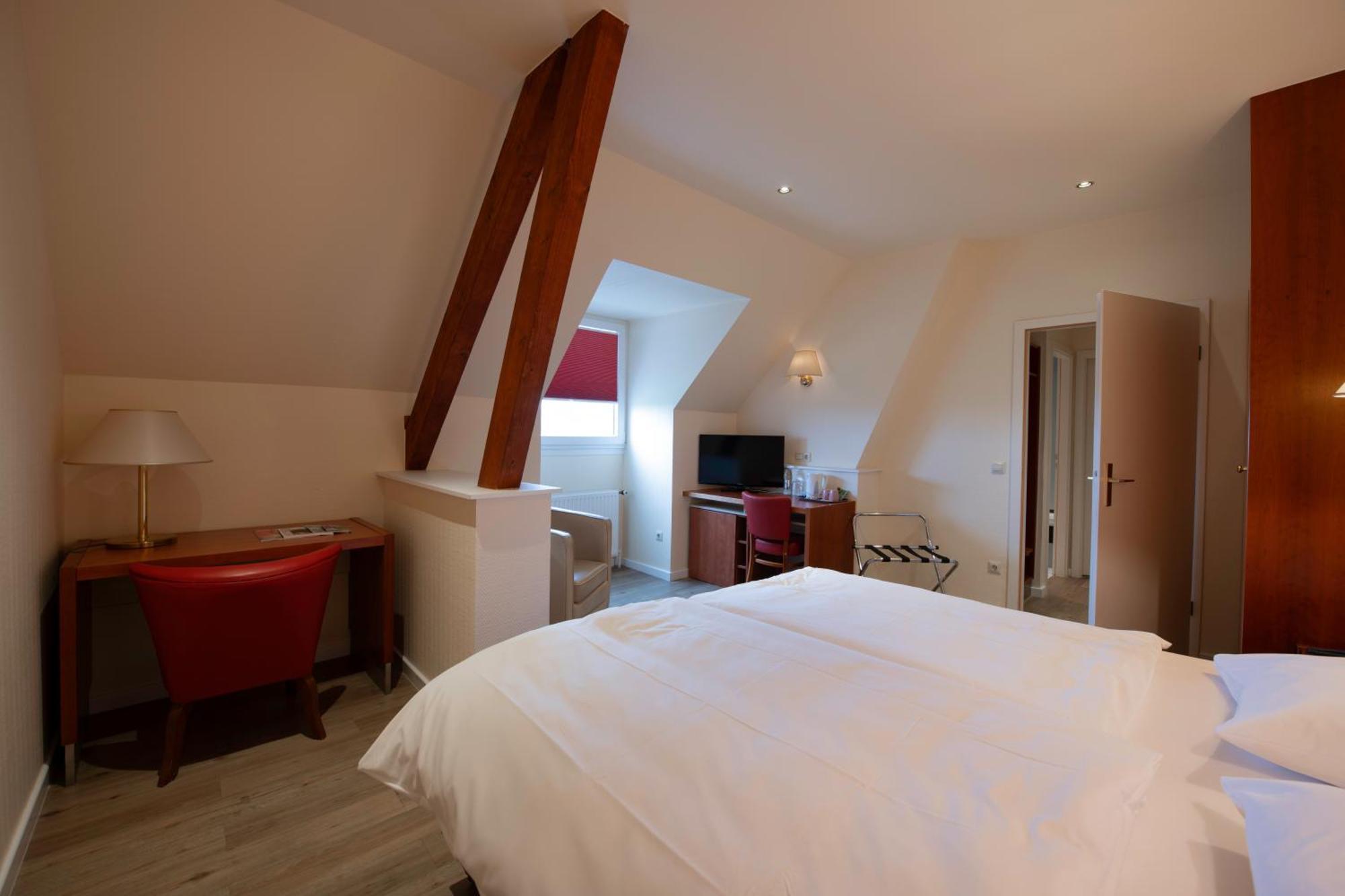L'Hotel Et Restaurant Du Golf De Clervaux Eselborn Eksteriør billede