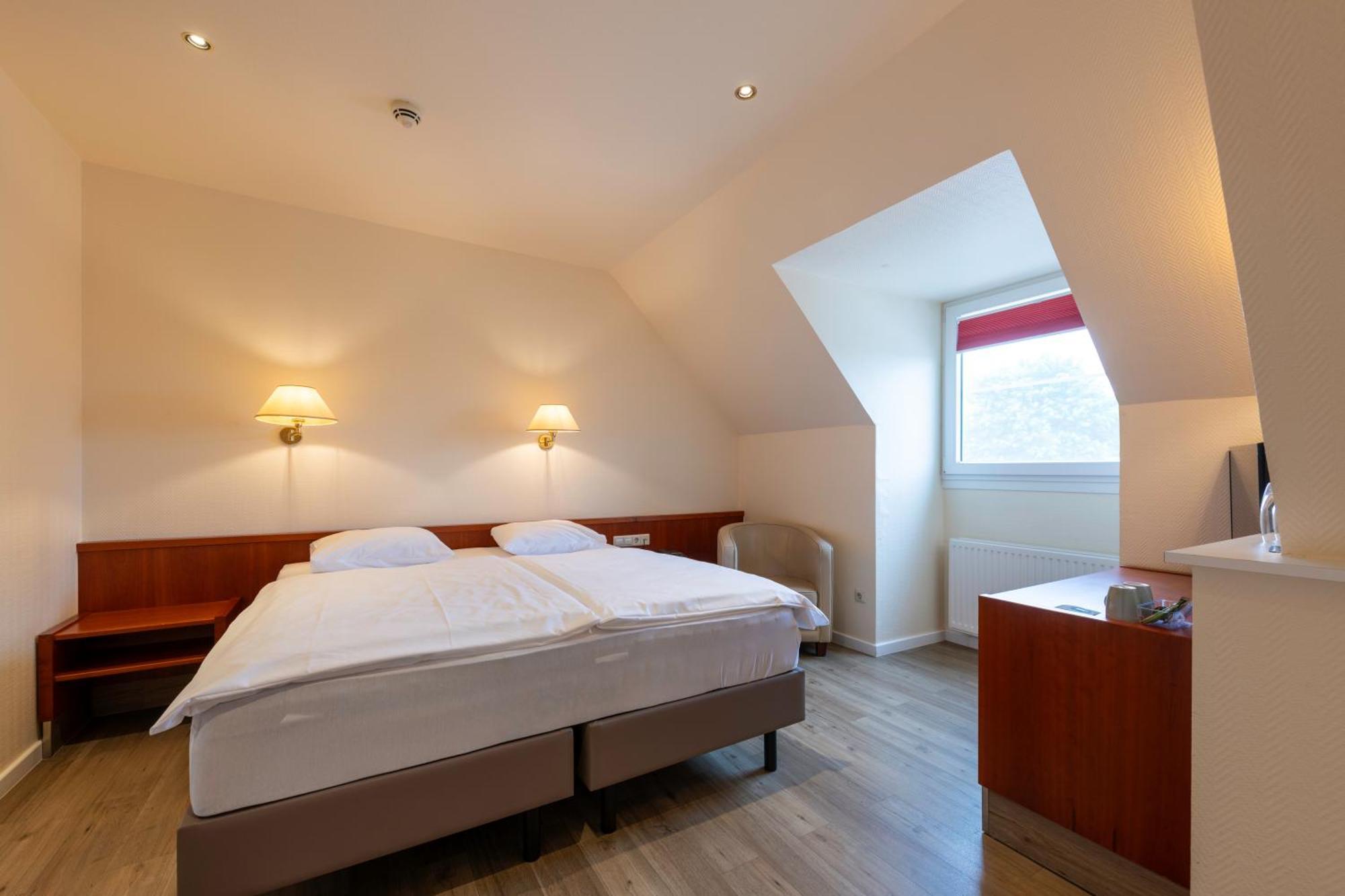 L'Hotel Et Restaurant Du Golf De Clervaux Eselborn Eksteriør billede